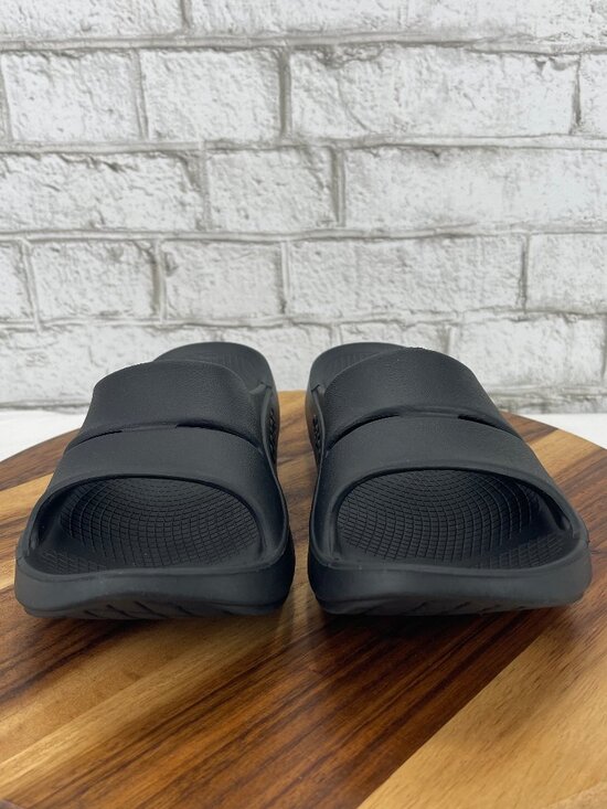 Oofos Ooahh Sport Mens Sz. 11 Black Recovery Slide Sandals main image 10